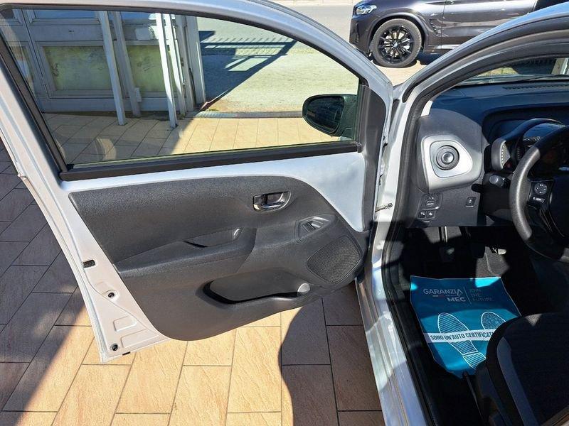 Toyota Aygo Connect 1.0 Vvt-i 72