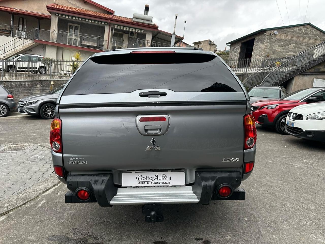 Mitsubishi L200 2.5 DI-D Double Cab Intense