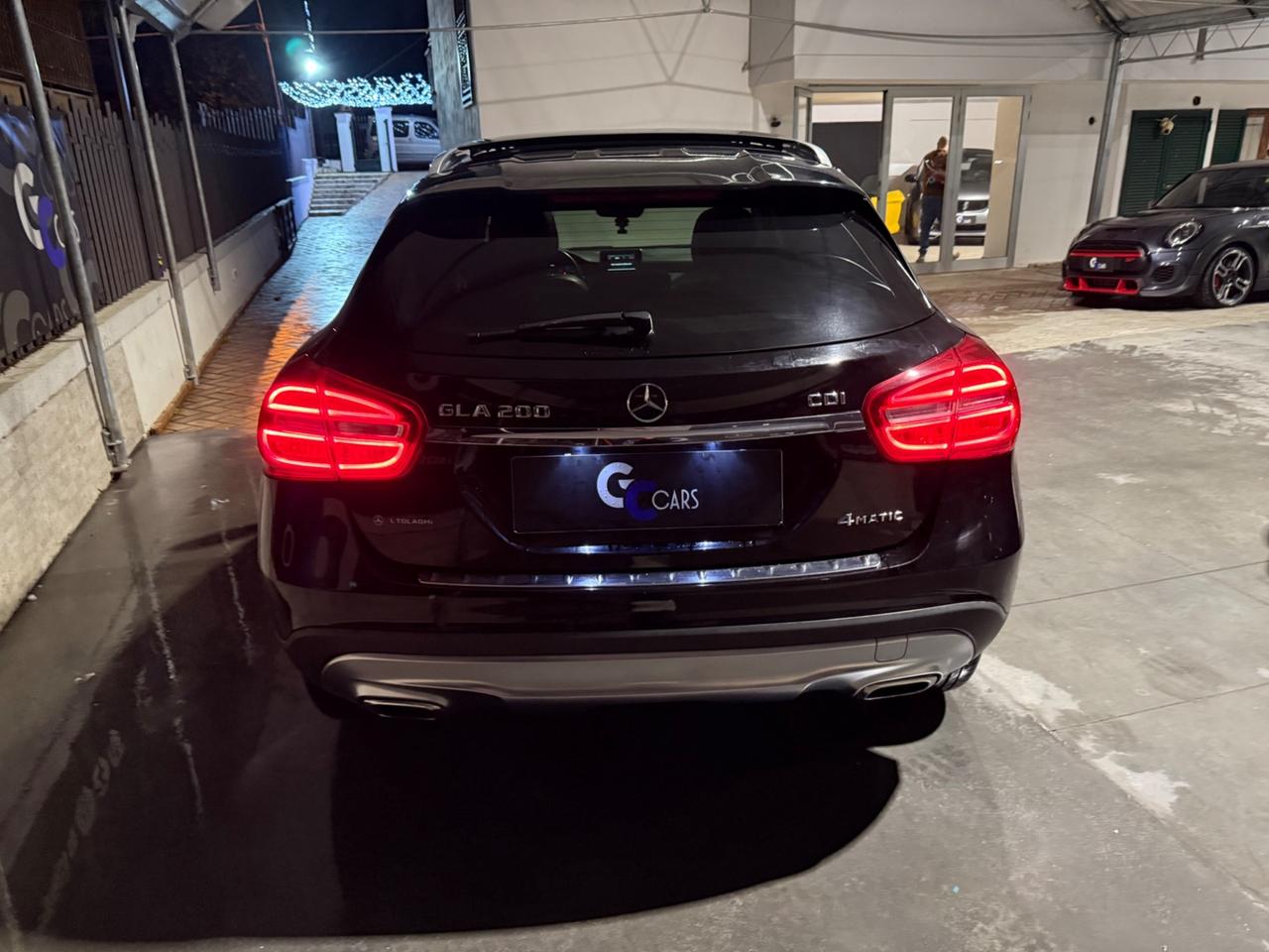 Mercedes GLA 200 d Automatic 4Matic Sport TETTO