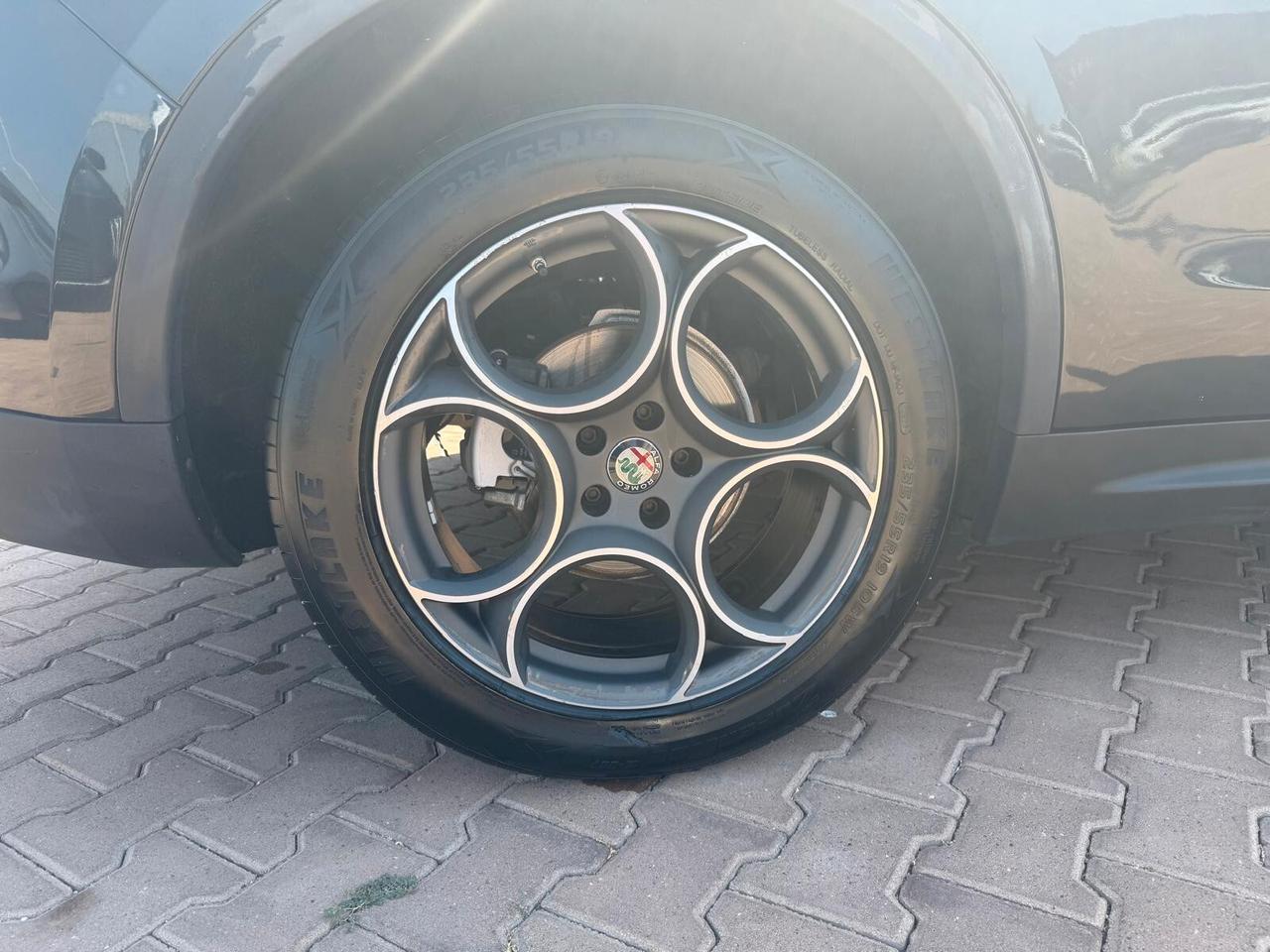 Alfa Romeo Stelvio 2.2 Turbodiesel 210 CV AT8 Q4 Super