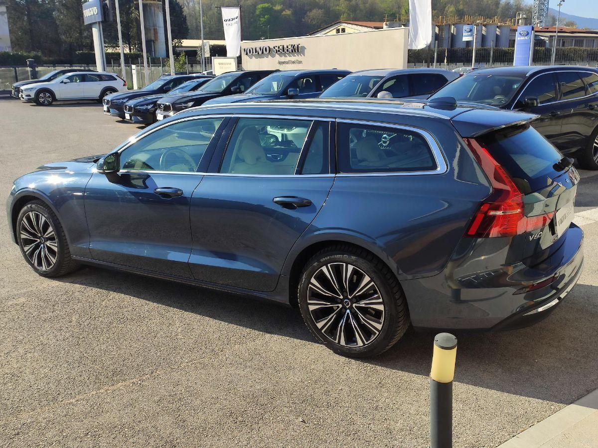 VOLVO - V60 - B4aut. Plus Bright