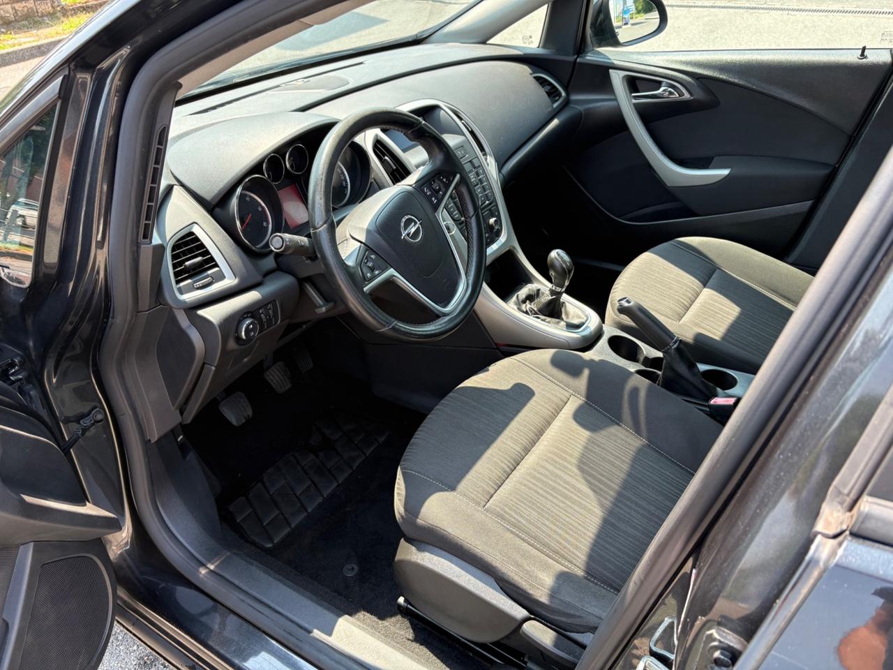 Opel Astra 1.7 CDTI 110CV Sports Tourer Cosmo