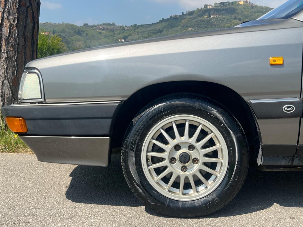 Audi 200 QUATTRO Turbo 2.2