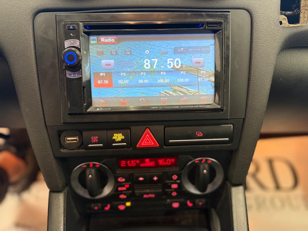 Audi A3 2.0 tdi Ambition 140cv okneopatentati