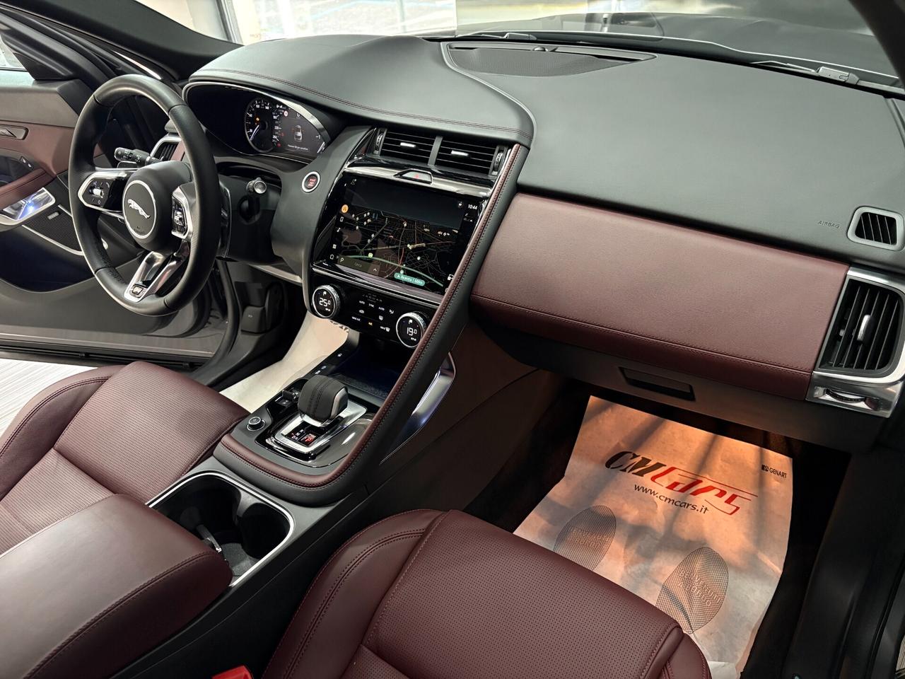 Jaguar E-Pace 2.0 i4 Mhev 200cv AWD auto R-Dynamic HSE ITALIANA