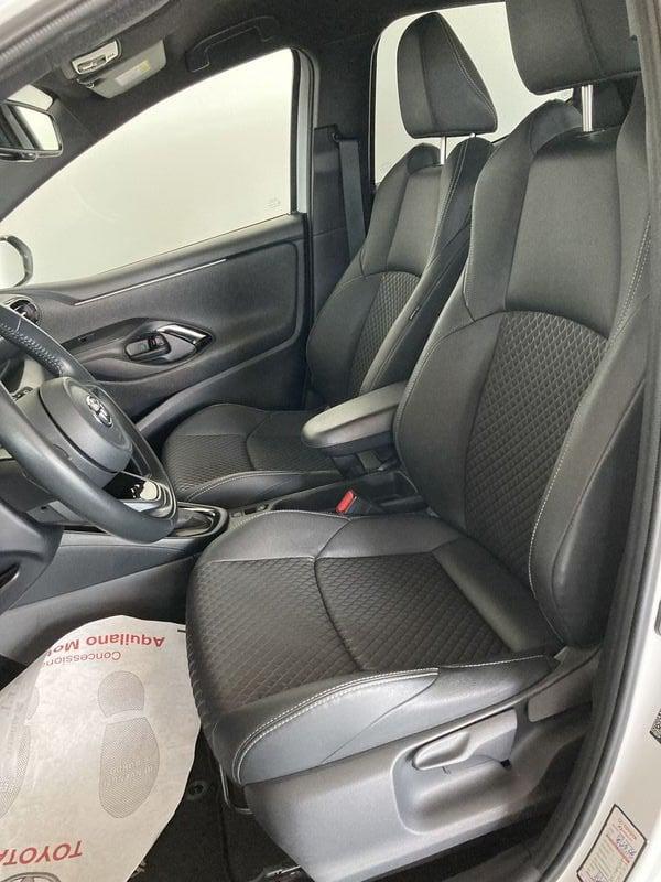 Toyota Yaris Hybrid Style MY21