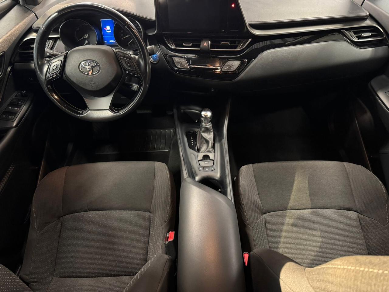 Toyota C-HR 1.8 Hybrid E-CVT Active