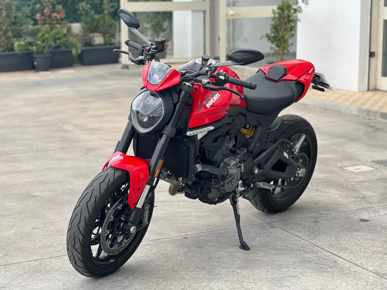 Ducati Monster 937 Plus