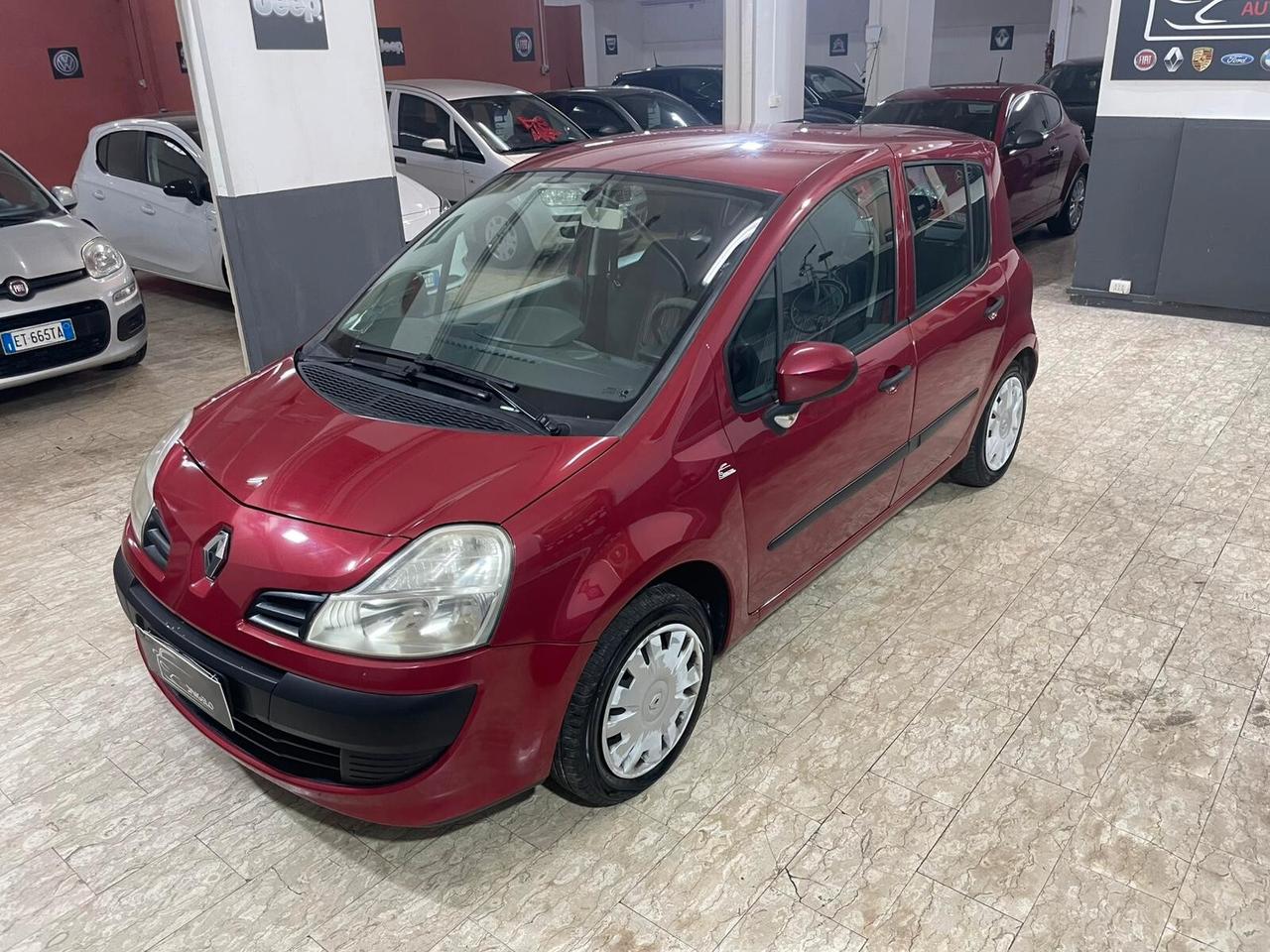 Renault Modus 1.2 16V Dynamique