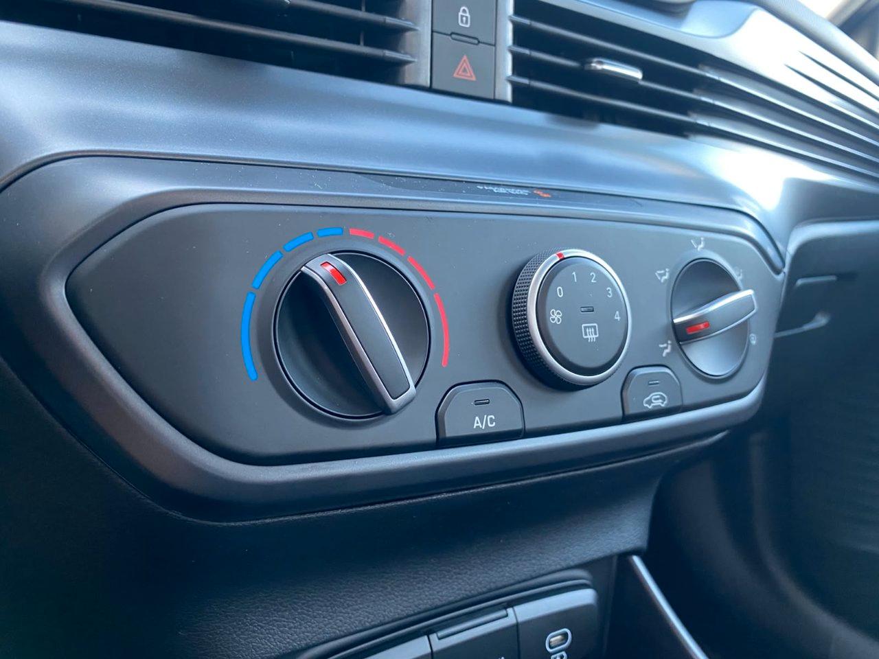 Hyundai i20 1.0 t-gdi Connectline 100cv mt
