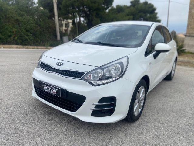 KIA Rio 1.1 CRDi 5p. Cool GUIDABILE DAI NEOPATENTATI