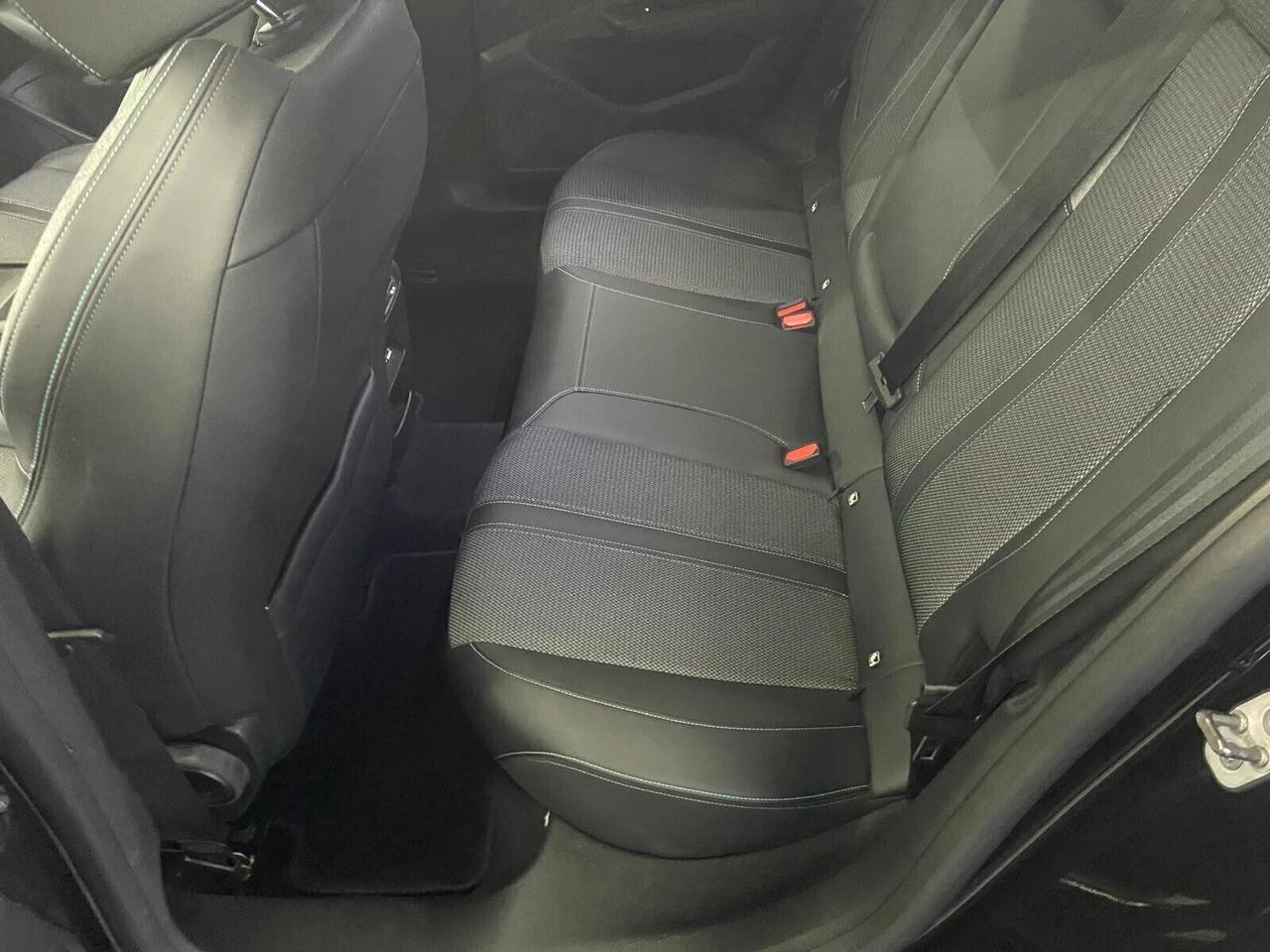 Peugeot 308 BlueHDi 130 S&S EAT8 Allure