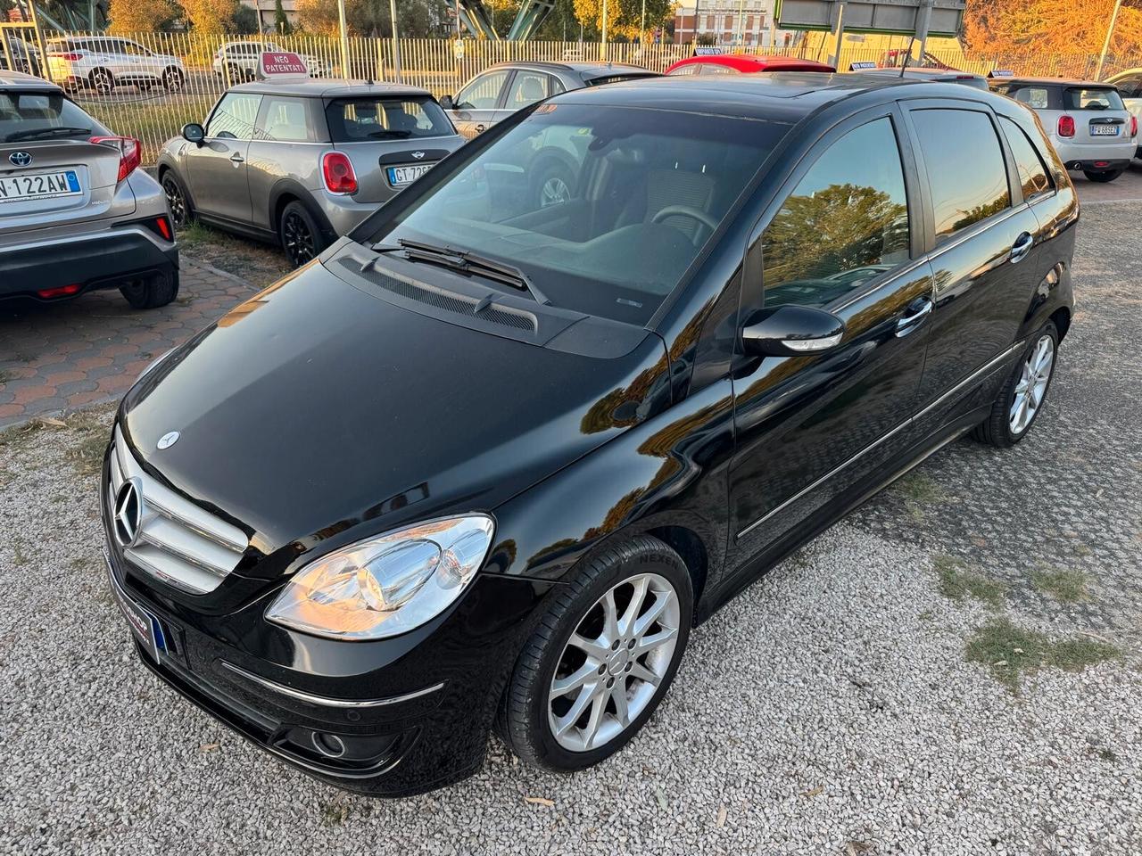 MERCEDES - Classe B - 180 CDI - NEOPATENTATI - FINANZIABILE