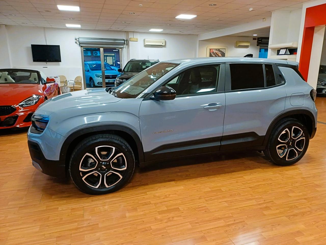 Jeep Avenger 1.2 Turbo 110 CV MHEV Summit