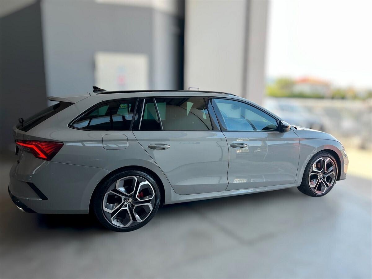 Skoda Octavia 2.0 TDI EVO SCR 200 CV DSG 4x4 Wagon RS/TETTO PANORAMICO