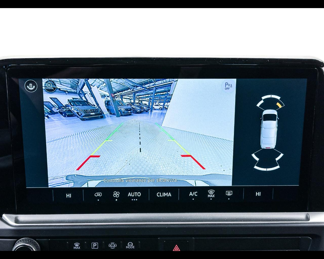 VOLKSWAGEN Caravelle 7ª '25-> - Caravelle 2.0 TDI 150CV PC Life