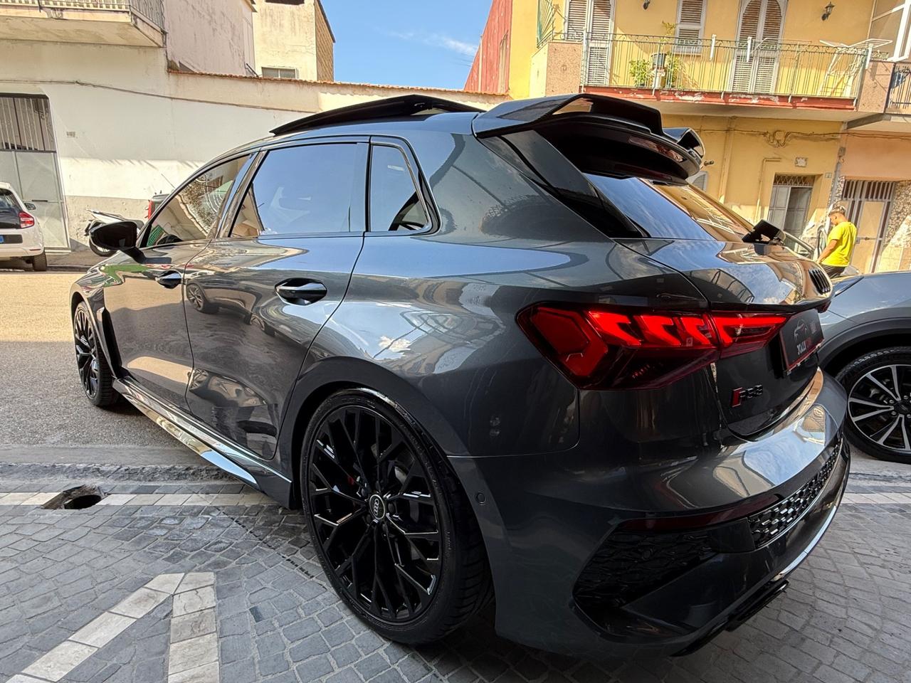 Audi RS 3 SPB TFSI quattro(PERFORMANCE) CARBO CERAMIC