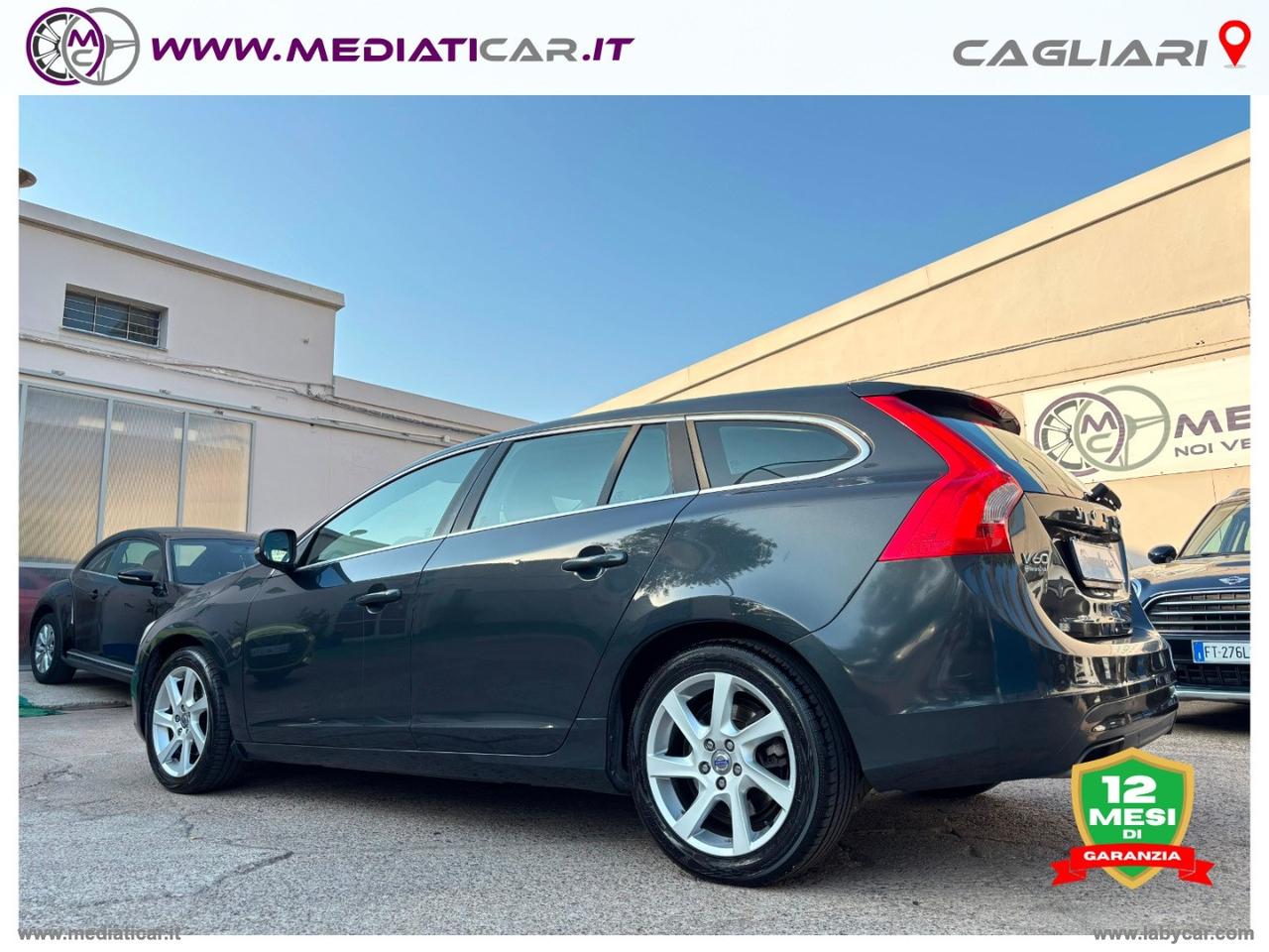 VOLVO V60 D4 AWD Geartronic R-design Momentum