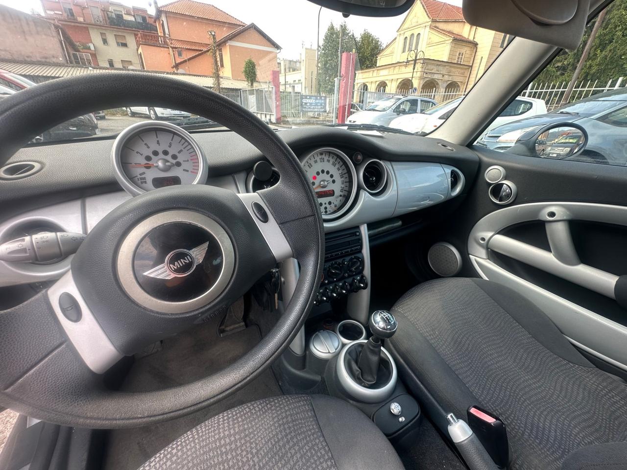 Mini 1.6 16V Cooper