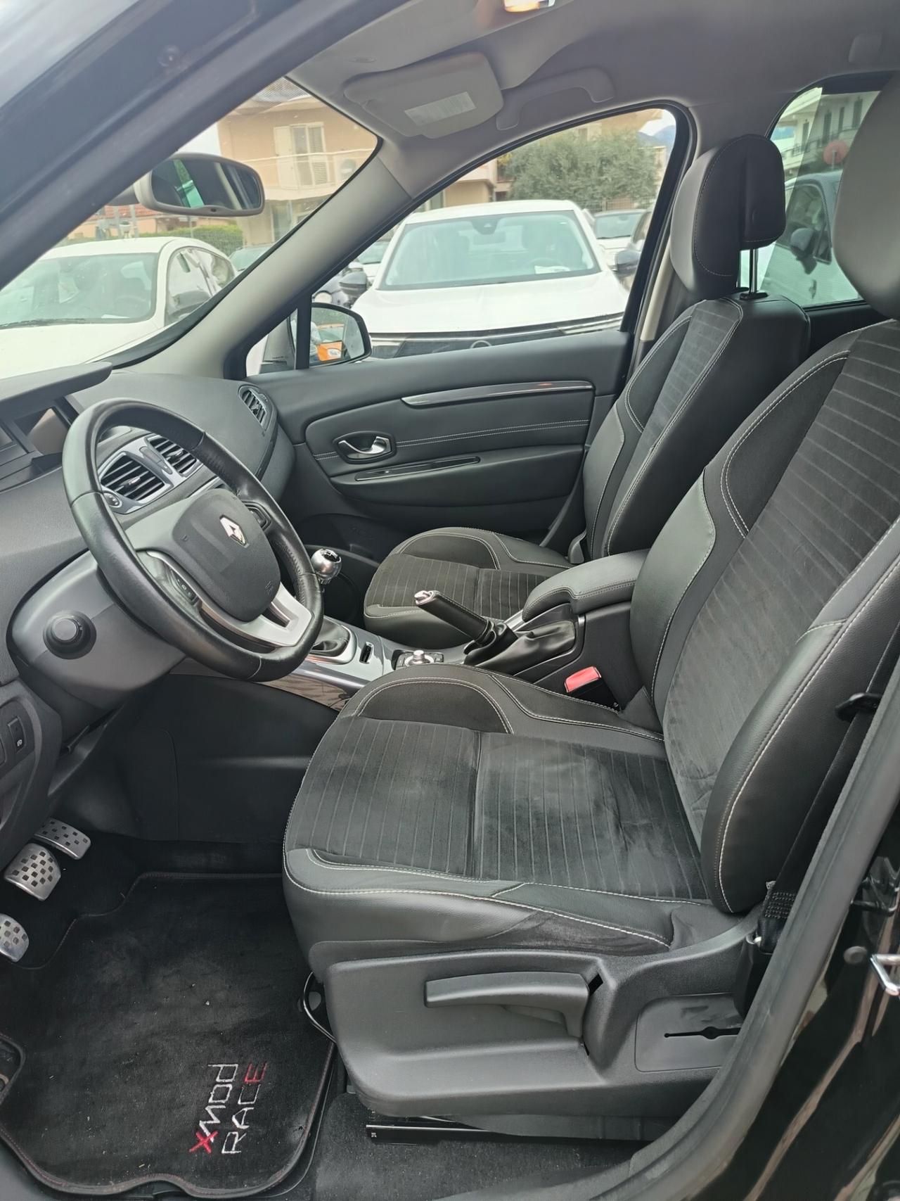 Renault Scenic Scénic XMod Cross 1.5 dCi 110CV Energy