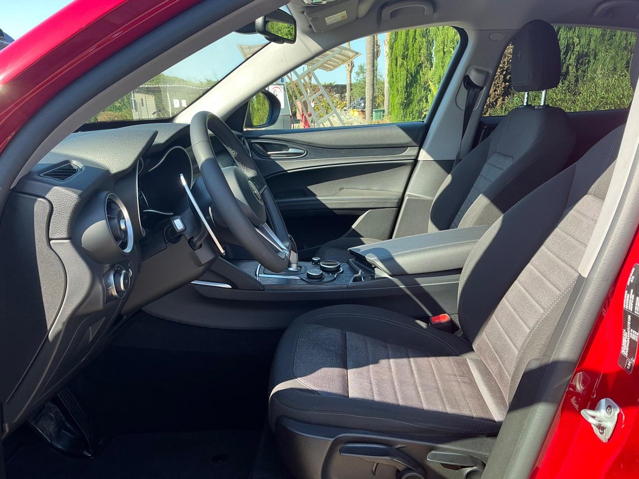 Alfa Romeo Stelvio 2.2 Turbodiesel 160 CV AT8 RWD 2019