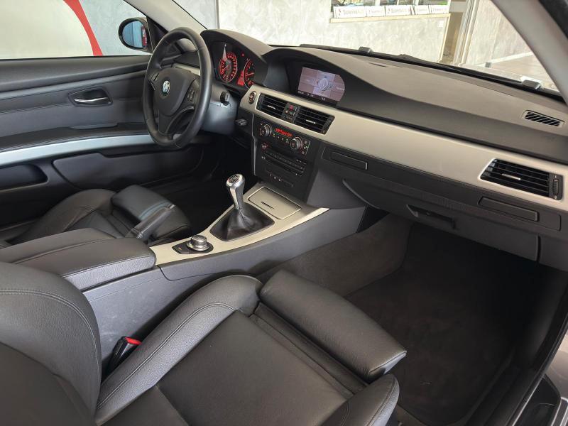 BMW 330 xi Coupe Attiva