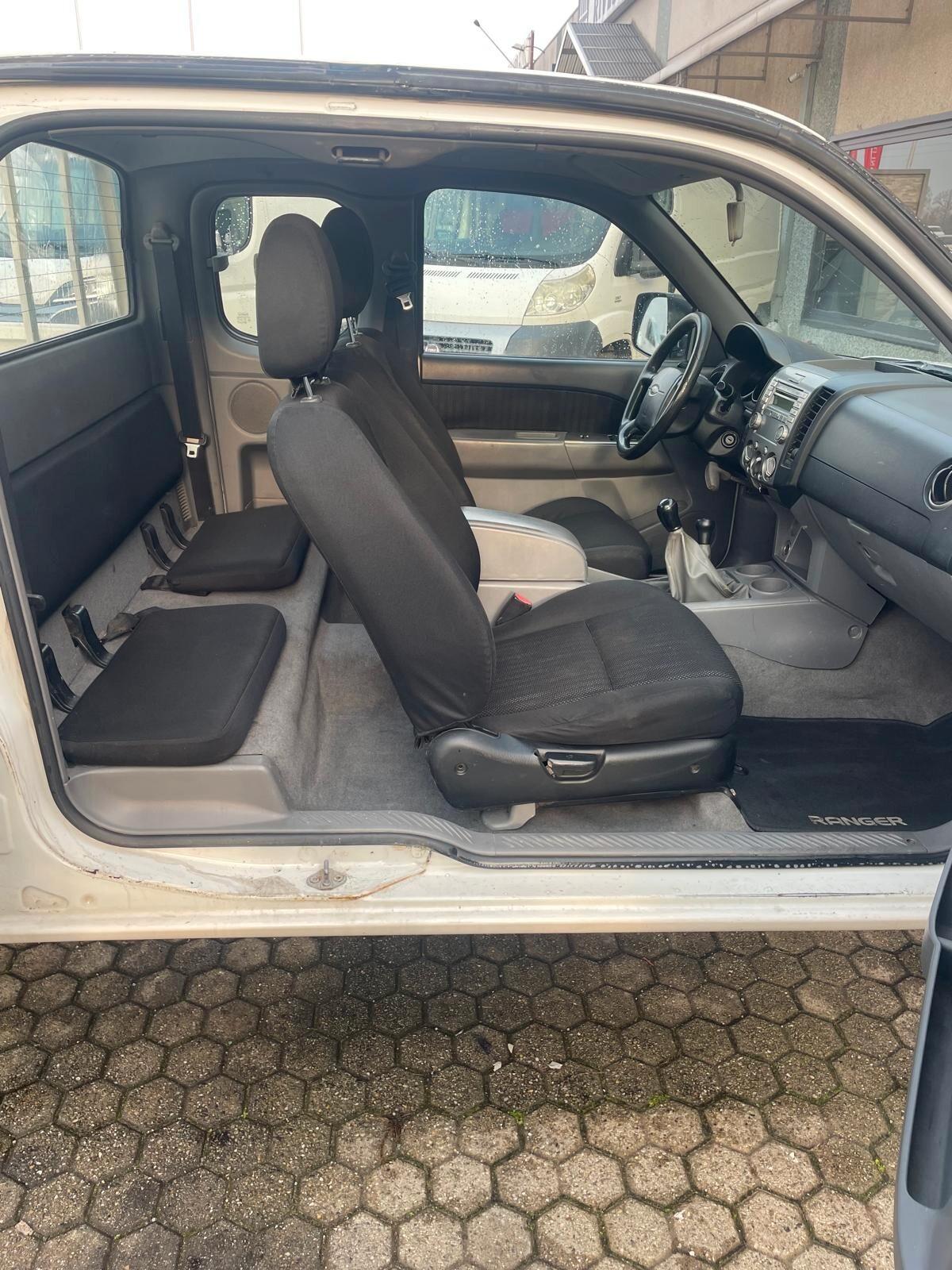 Ford Ranger 2.5 TDCi Super Cab XL 4p.ti
