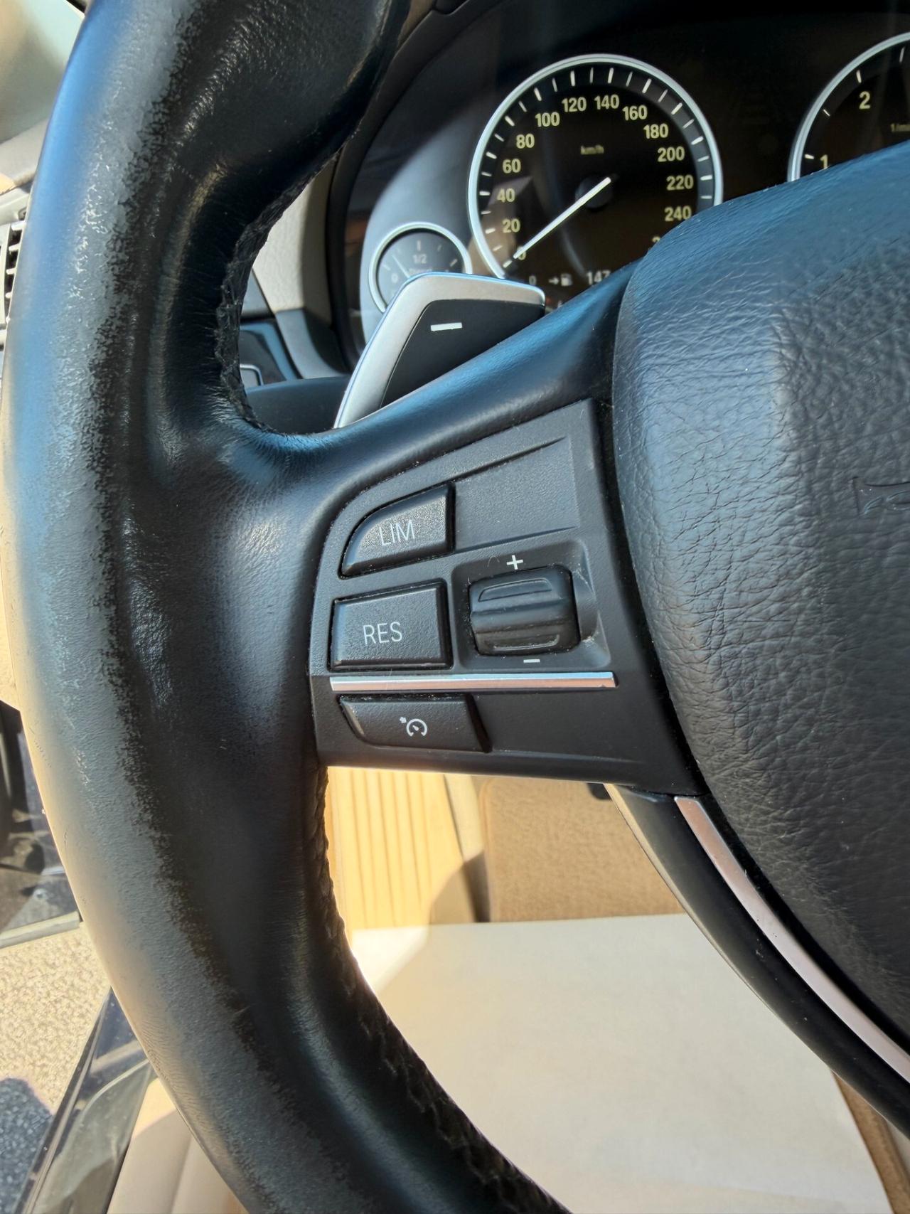 Bmw 520 520d Touring Futura/KM DOC/NAVI/PELLE/XENO