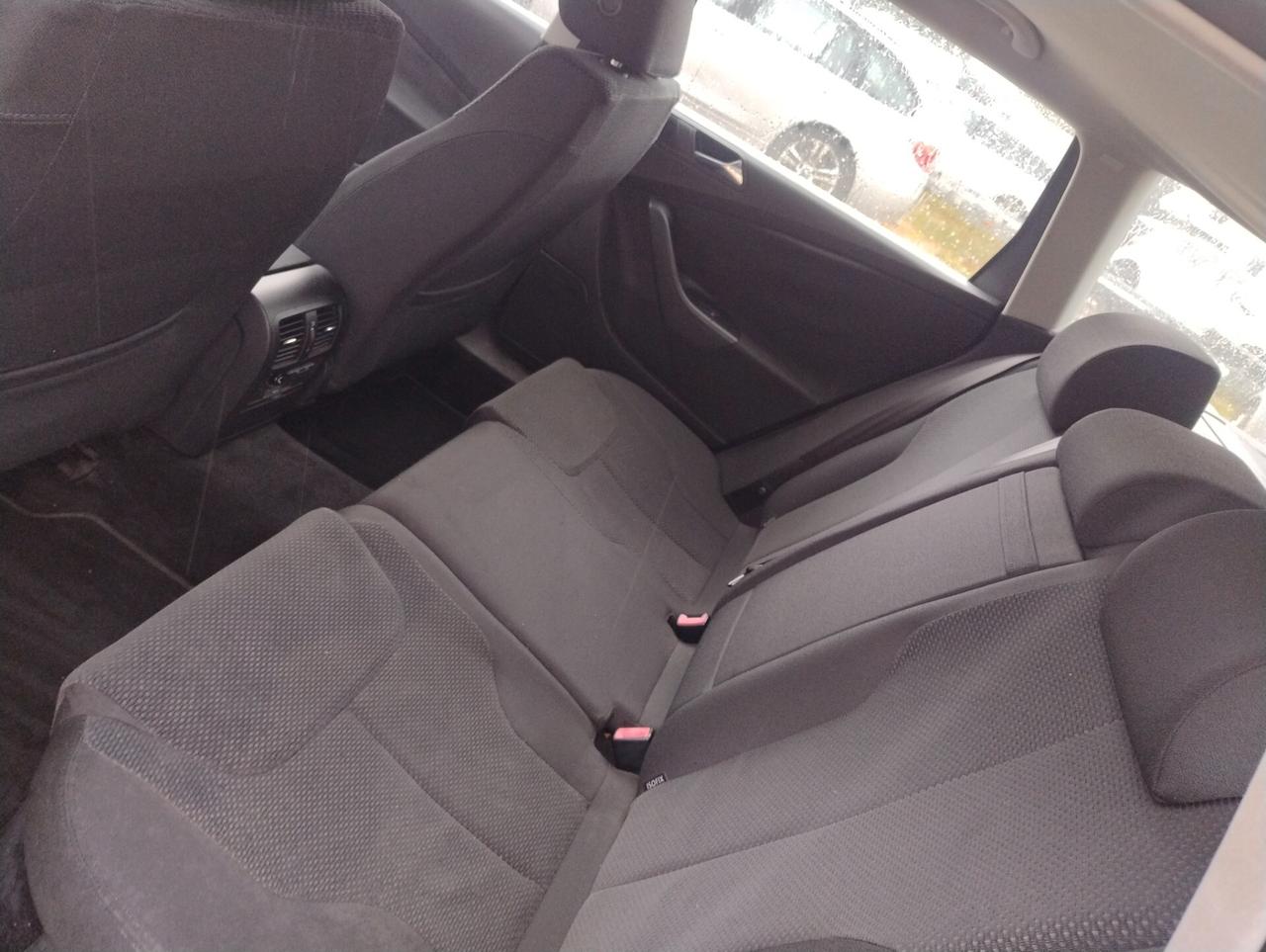Volkswagen Passat 1.9 TDI/105CV Var. Comfortline