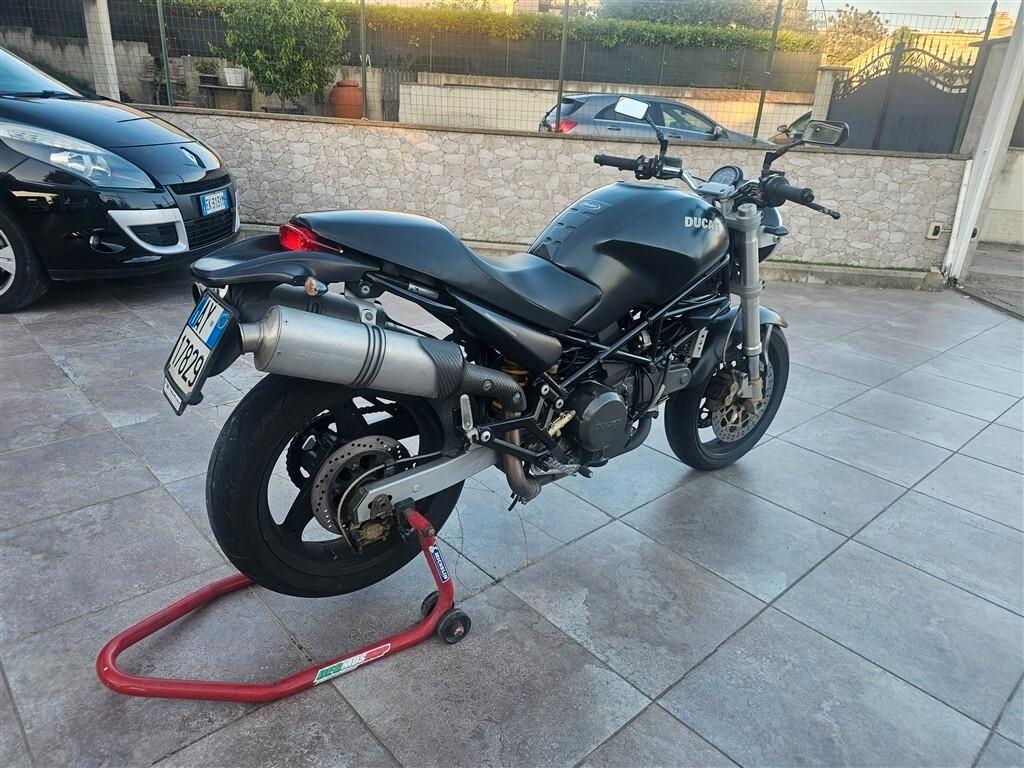 Ducati Monster Dark 750