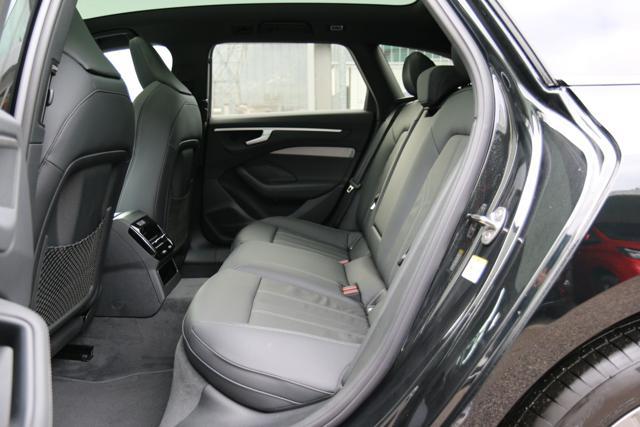 AUDI A6 Avant TDI 204CV S tronic S line edition