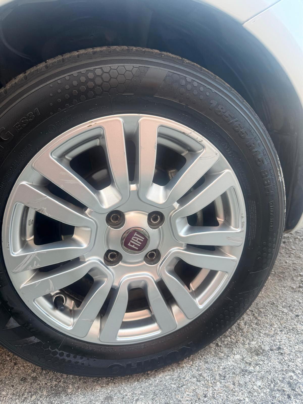 Fiat Punto 1.3 MJT II 75 CV 5 porte Lounge