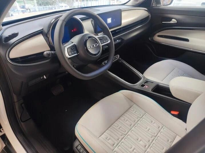 Fiat 600 Hybrid 110 CV DCT MHEV La Prima