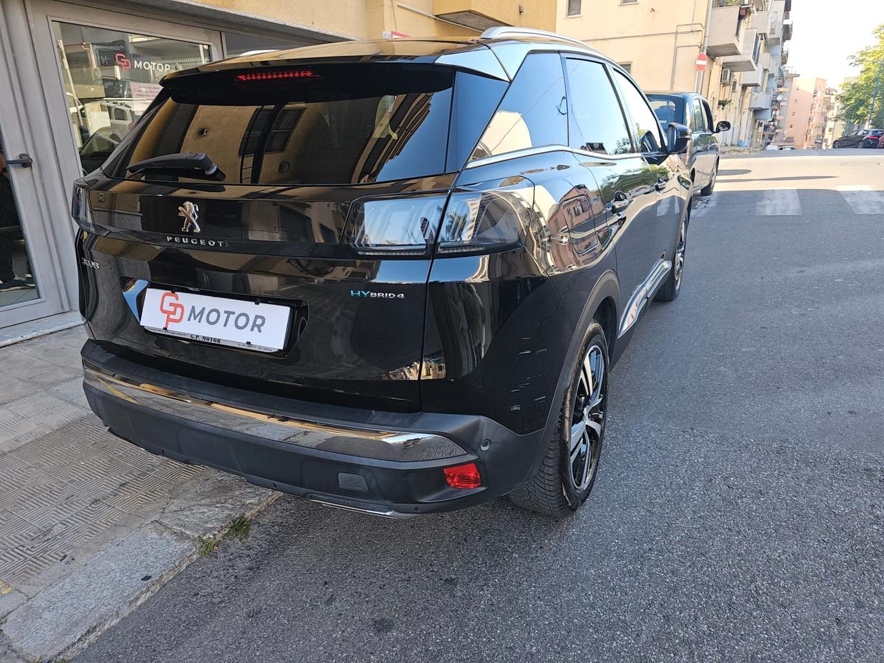 Peugeot 3008 Hybrid4 300 e-EAT8 GT