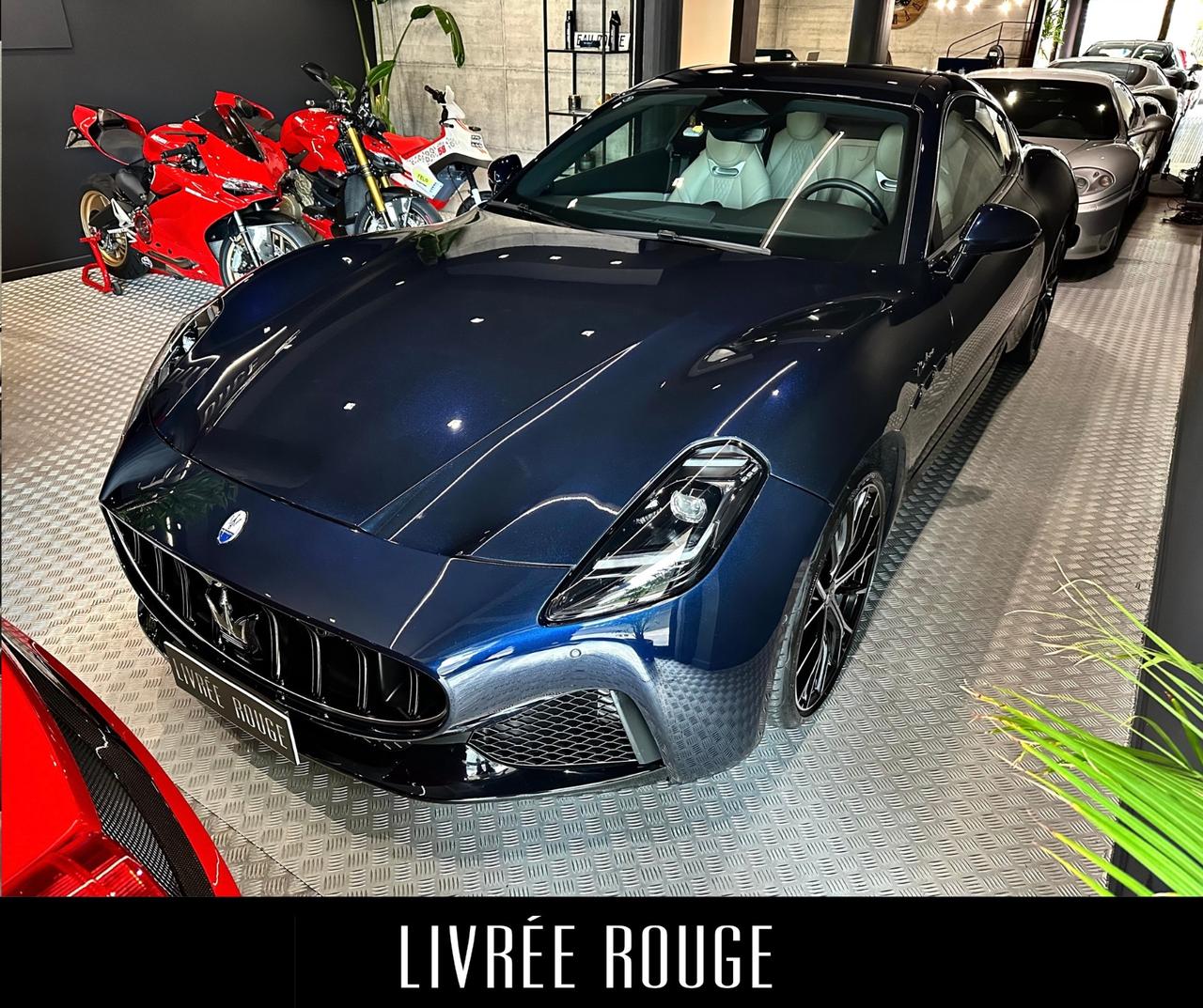 Maserati GranTurismo V6 490 CV AWD Modena