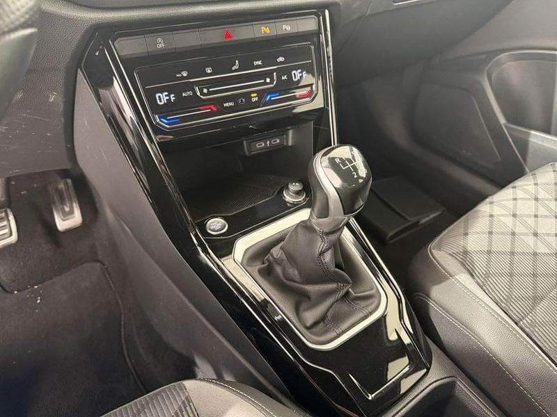 Volkswagen T-Roc T-Roc 1.0 tsi R-Line 110cv