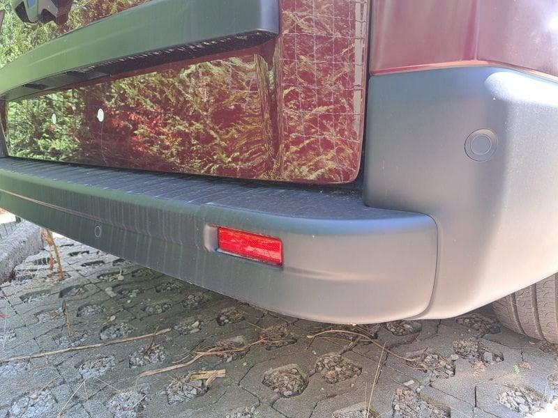 Renault Trafic passenger 2.0 Blue dci 150cv L1H1 Authentic