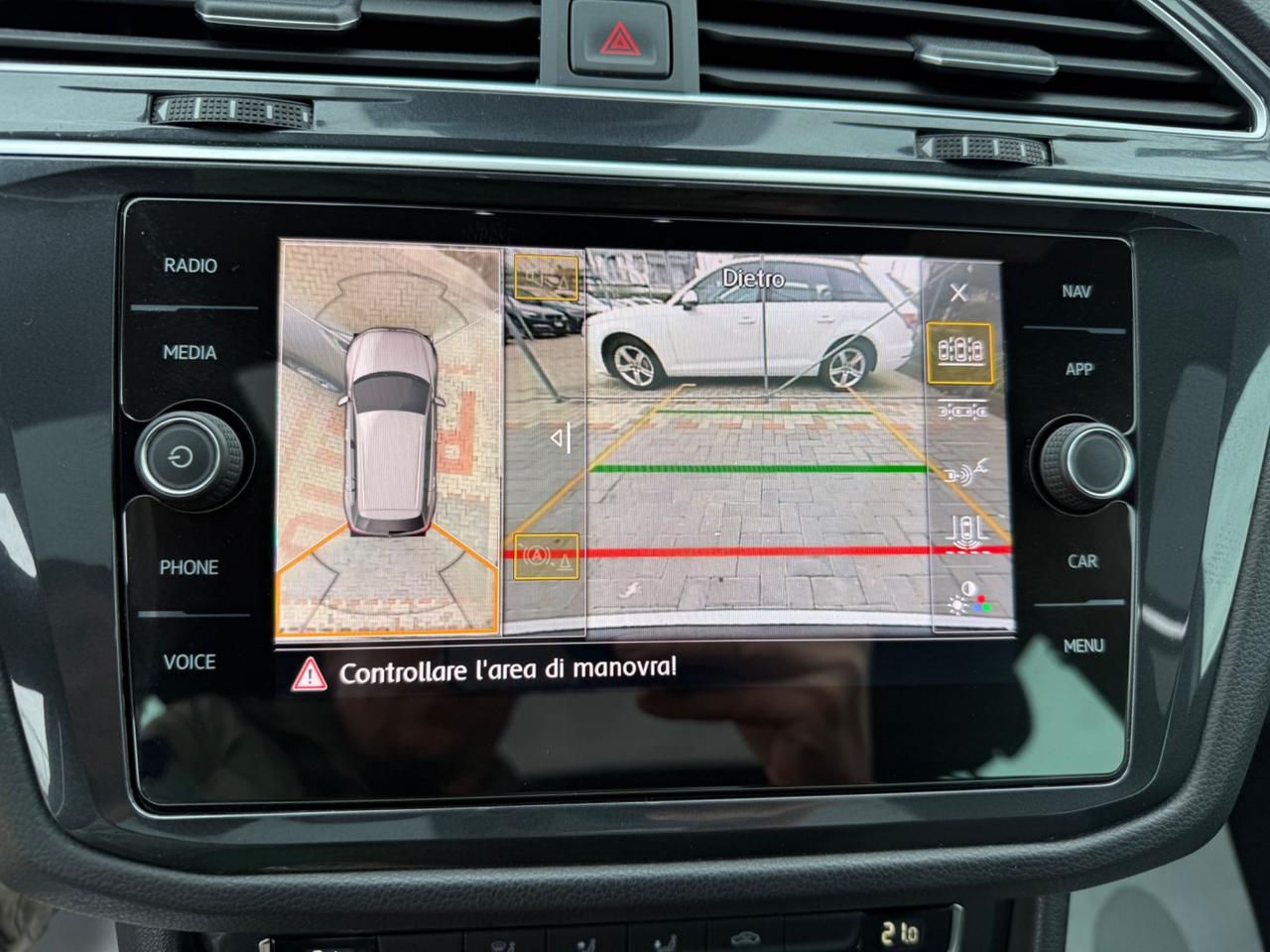 Volkswagen Tiguan 2.0 TDI 190 CV. 4MOTION R-LINE.TETTO APRIBILE