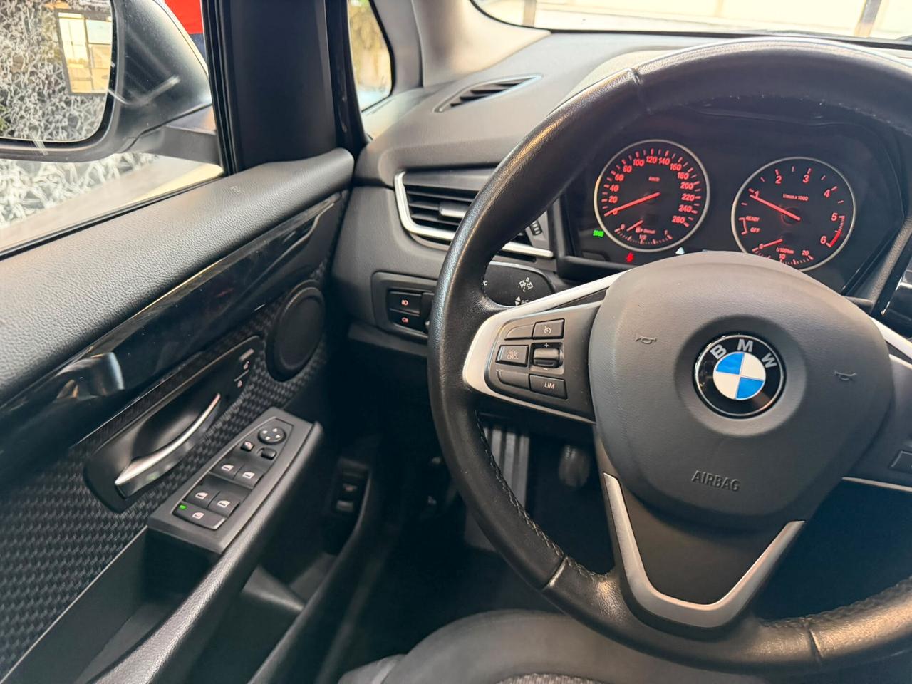Bmw 2er Active Tourer 218d Advantage