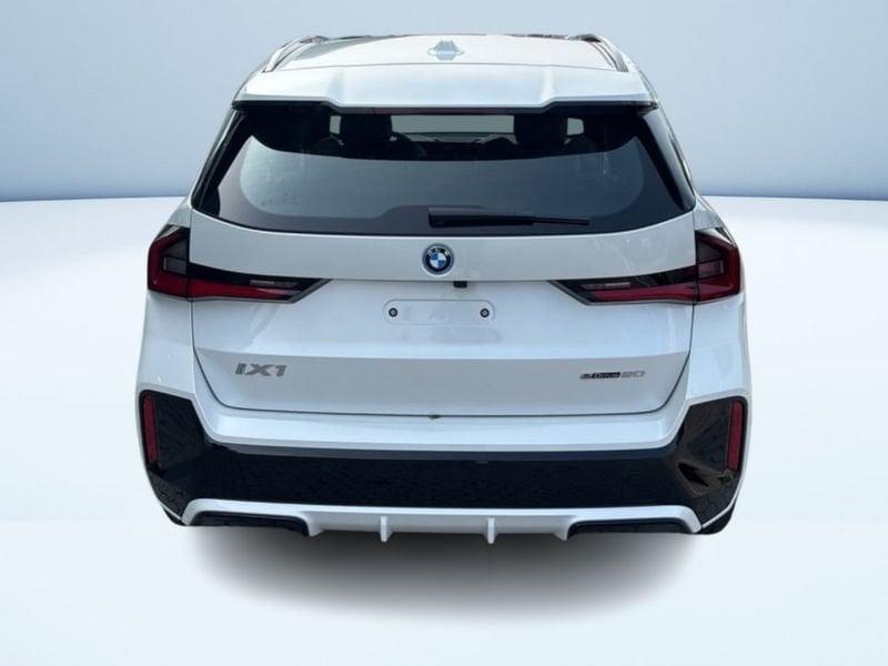 BMW iX1 eDrive20 M Sport