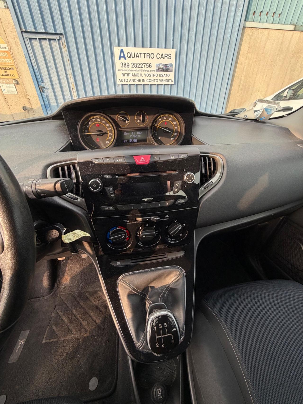 Lancia Ypsilon 1.4 Unyca Ecochic GPL