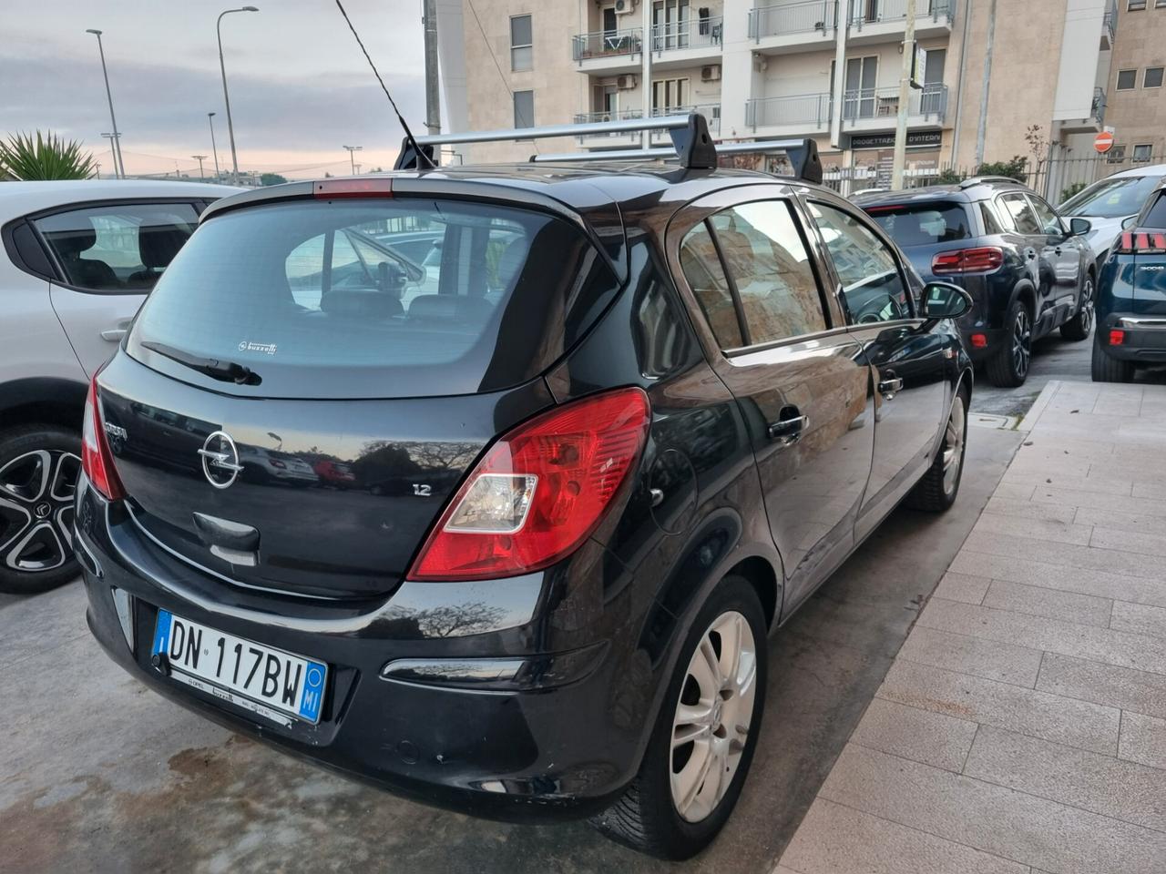 Opel Corsa 1.2 5 porte Enjoy