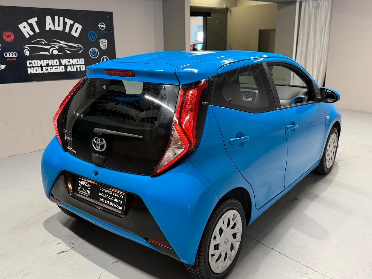 Toyota Aygo Connect 1.0 VVT-i 72 CV 5 porte x-clusiv