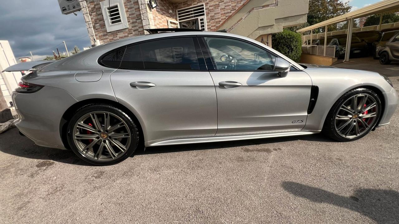 PORSCHE PANAMERA 4.0 GTS 2019 460CV STRAFULL