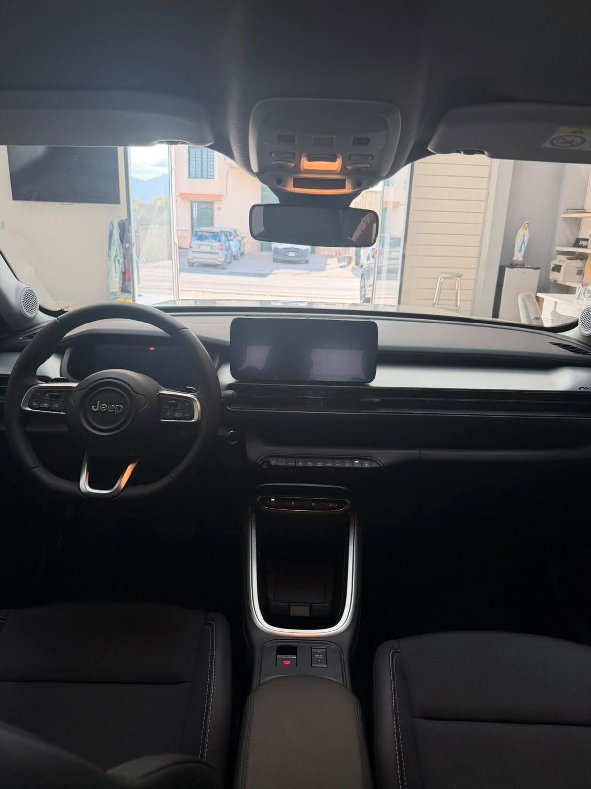Jeep Avenger 1.2 Turbo 100 CV MHEV Summit