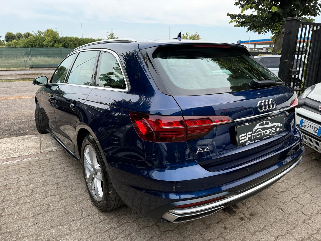 Audi A4 Avant 40 TDI quattro S tronic S line edition