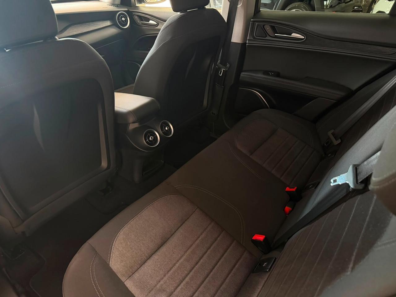 Alfa Romeo Stelvio 2.2 T. Diesel 190 CV AT8 Q4 Sport Tech *IVA DEDUCIBILE*