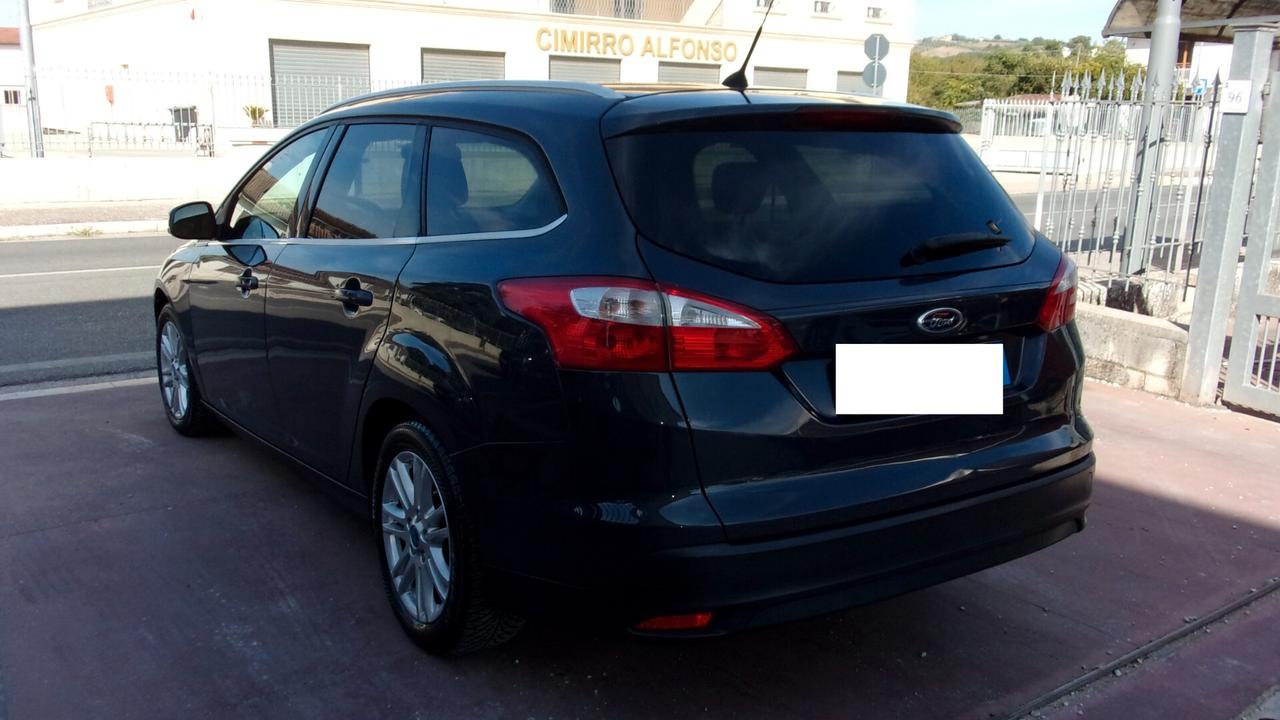 Ford Focus 1.6 120 CV GPL SW Titanium
