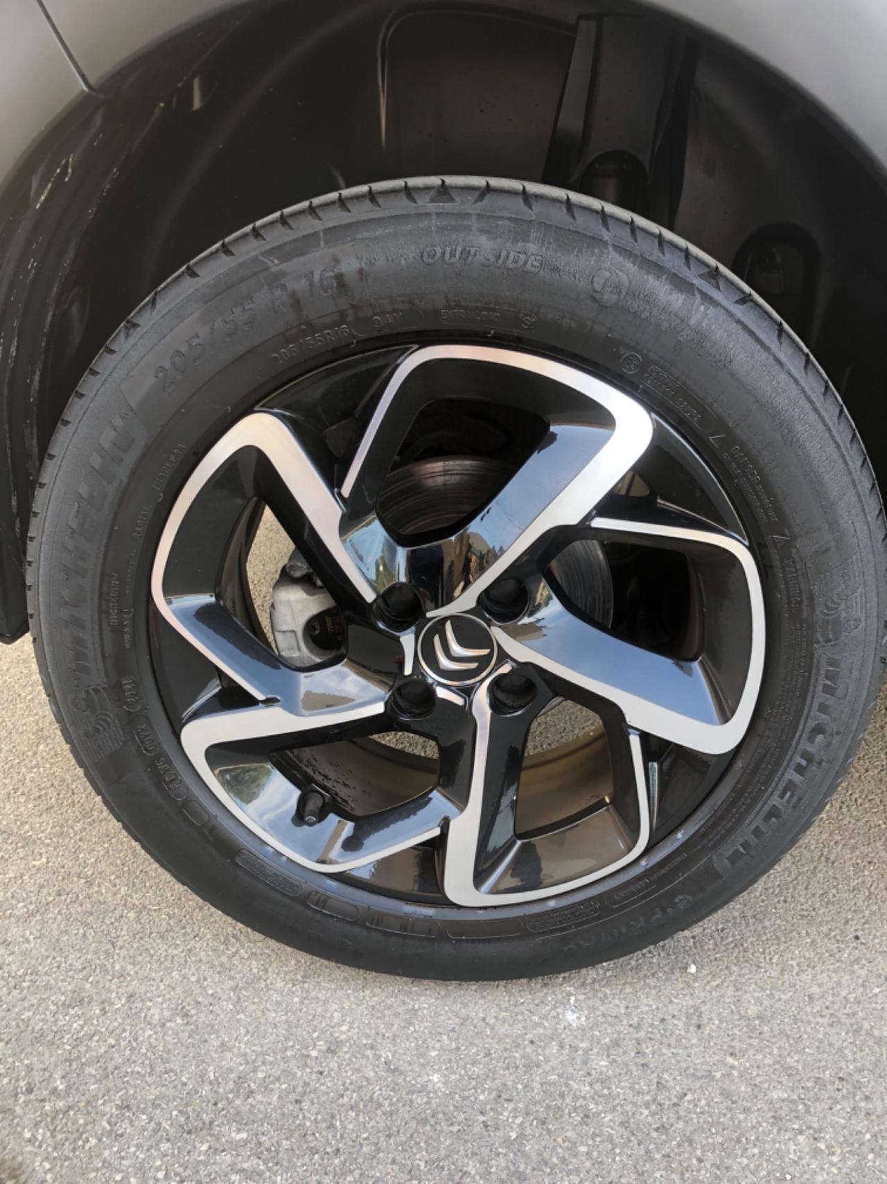 Citroen C3 PureTech 110 S&S EAT6 Shine Pack