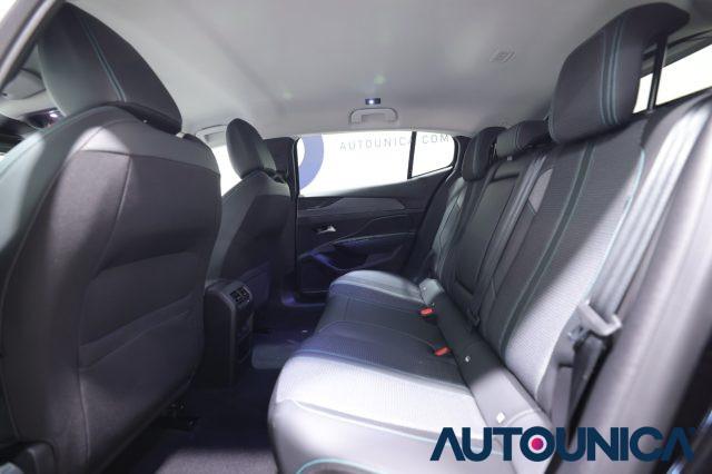 PEUGEOT 408 HYBRID 136 E-DCS6 ALLURE FULL LED